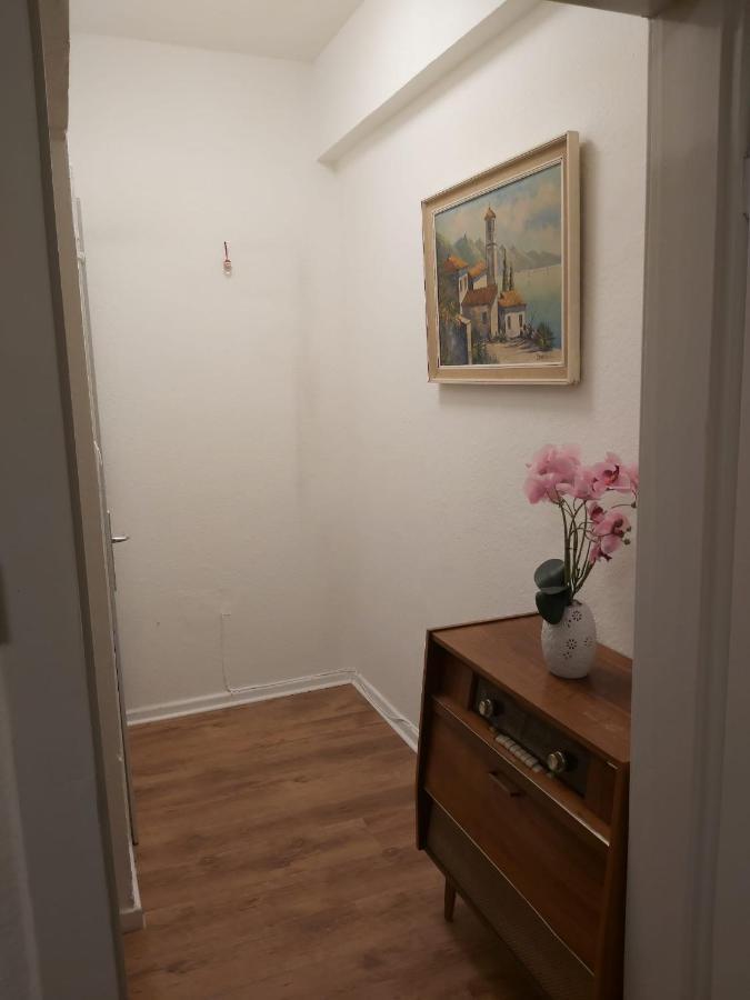 1 Zimmerwohnung Mit Kueche, Balkon Und Badezimmer In Duesseldorf Apartmen Exteriér fotografie
